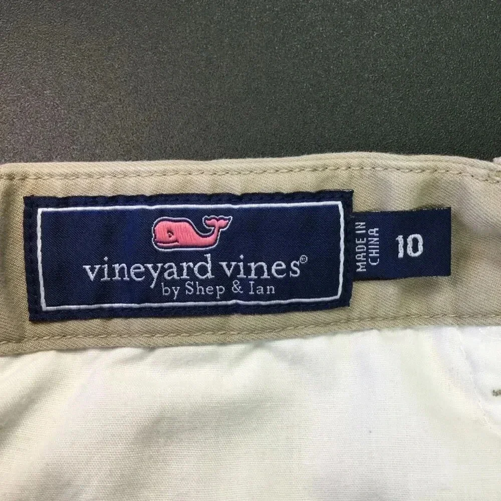 Vineyard Vines boys kids Size 10 Walking Shorts Tan Khaki Embroidered Whales Adj